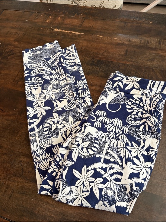 J. McLaughlin Pants - J. McLaughlin Size 6 Blue/White Lemur, Monkey Print Stretch Blend Pull-on Pants